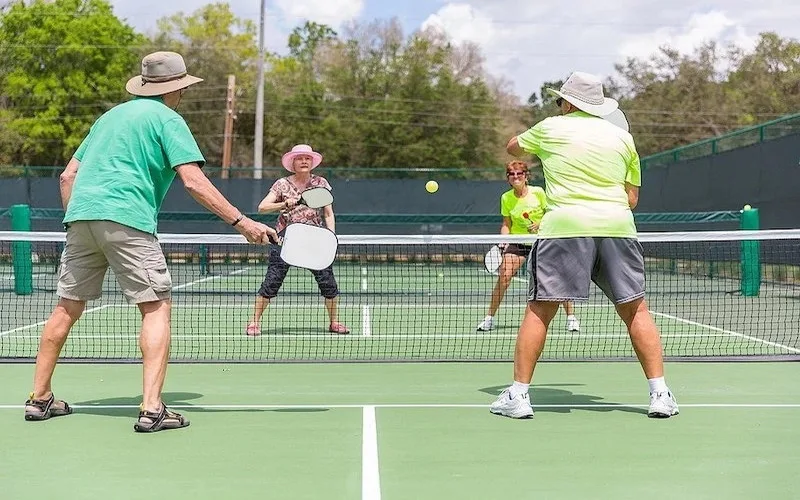 luat pickleball doi huong dan cach choi va tinh diem chi tiet
