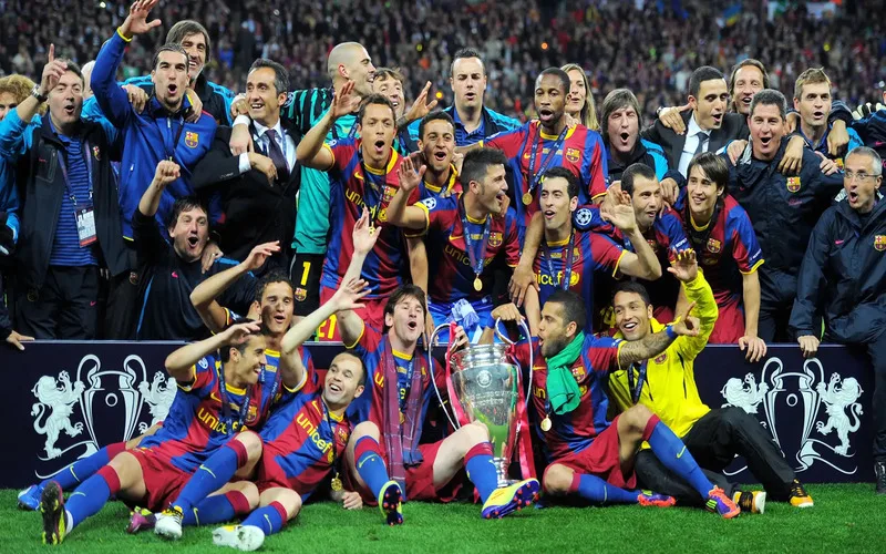 messi sinh nam bao nhieu nhung cot moc dang nho trong su nghiep