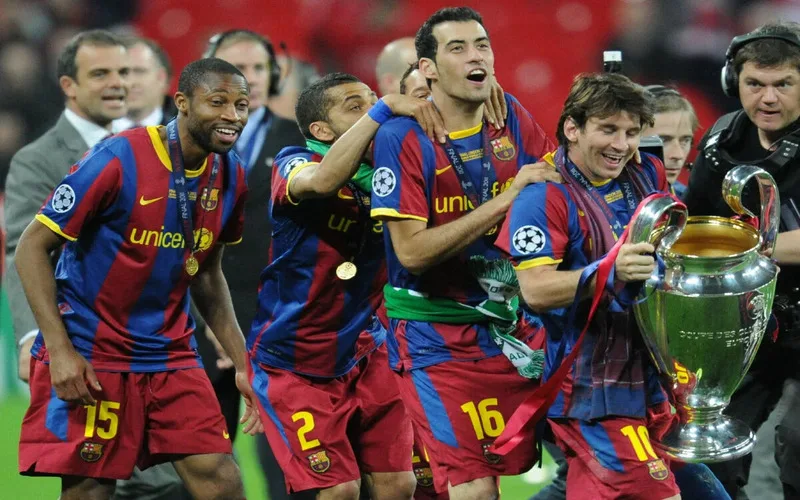 messi sinh nam bao nhieu nhung cot moc dang nho trong su nghiep