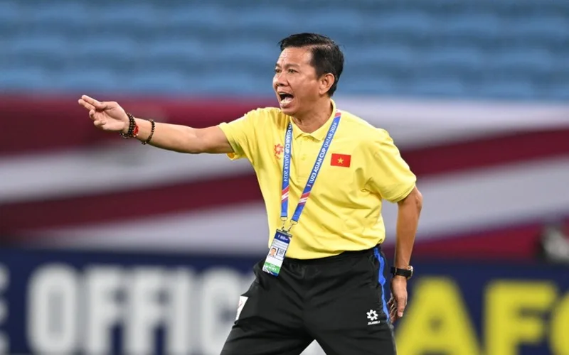 nhung hlv bong da viet nam thanh cong nhat lich su